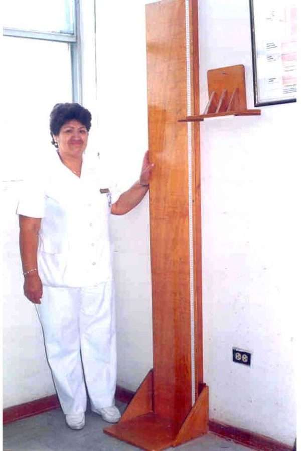 09_TALLiMETRO-FIJO-NIÑOS-ADULTOS-anexo-4-guia-tecnica Tallímetro de madera para adulto y para niños – 199 y 132 cm