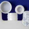 Detalle de la tapa rosca del paquete frío GS de 0.4 litros para termo porta vacunas KST.