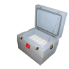 Caja Térmica Blow King 20L Abierta – Interior con Aislamiento y Espacio para Ice Packs Caja térmica Blow King 20L con la tapa abierta, mostrando su interior con aislamiento de espuma de poliuretano y compartimento para ice packs